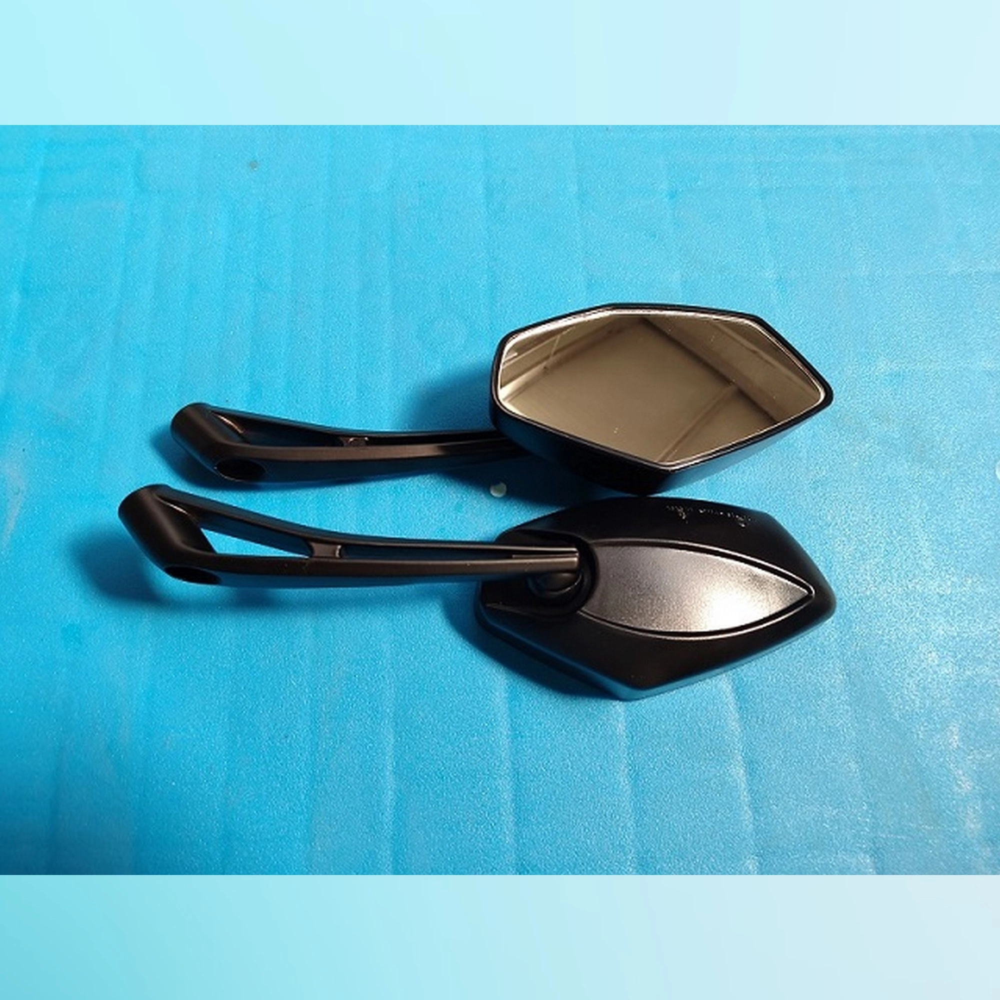 ARORA CR250 AYNA TAKIMI #CR250 - 019